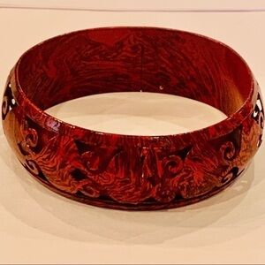 💐5/25 metal cut out wide bangle red black enamel